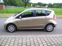 Gebraucht Mercedes A180 Elegance 109 PS (80 kW) 2008 Gold Kleinwagen