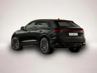 Gebraucht Audi Q8 Design 286 PS (210 kW) 2026 Manufacturer SUV