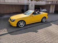 Gebraucht Mercedes SLK320 218 PS (160 kW) 2001 Gelb Cabrio
