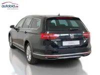 Gebraucht VW Passat Alltrack Highline 239 PS (175 kW) 2017 Deep black perleffekt Kombi