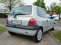 Gebraucht Renault Twingo Expression 58 PS (42 kW) 2002 Grau metallic Kleinwagen