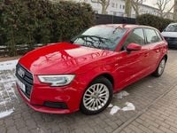 Gebraucht Audi A3 Sport 116 PS (85 kW) 2017 Rot Limousine