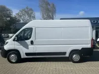 Gebraucht Peugeot Boxer Premium 140 PS (102 kW) 2021 Eisweiß Van