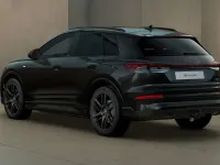 Neu Audi e-tron Performance 250 kW (340 PS) 2026 Mythosschwarz metallic SUV