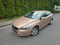 Gebraucht Volvo V40 Summum 190 PS (139 kW) 2014 Braun Limousine