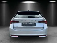 Neu Skoda Octavia Selection 150 PS (110 kW) 2025 Weiß Kombi
