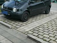 Second-hand Renault Twingo 58 CP (42 kW) 2000 Negru Hatchback