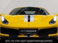 Second-hand Ferrari 488 721 CP (530 kW) 2018 Galben