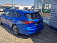 Neu Ford Focus ST-Line 155 PS (114 kW) 2025 Desert island blue metallic Kombi