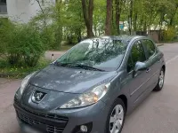 Gebraucht Peugeot 207 Premium 156 PS (114 kW) 2011 Grau Kleinwagen