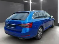 Gebraucht Skoda Superb 280 PS (205 kW) 2022 Blau Kombi