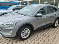 Usado Ford Kuga Titanium 150 HP (110 kW) 2022 Prateado SUV