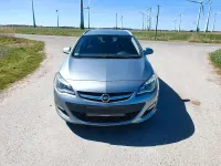 Usata Opel Astra 165 CV (121 kW) 2014 Grigio Station wagon