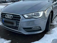 Gebraucht Audi A3 Ambition 150 PS (110 kW) 2016 Grau Limousine