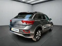 Gebraucht VW T-Roc 150 PS (110 kW) 2025 Grau SUV