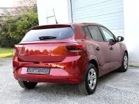 Gebraucht Dacia Sandero 67 PS (49 kW) 2023 Rot Limousine