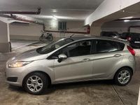 Gebraucht Ford Fiesta 60 PS (44 kW) 2014 Silber Kleinwagen