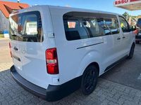 Gebraucht Opel Vivaro 177 PS (130 kW) 2025 Weiss Van / Kleinbus