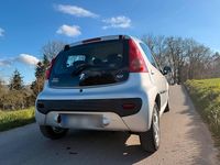 Gebraucht Peugeot 107 68 PS (50 kW) 2010 Silber Kleinwagen