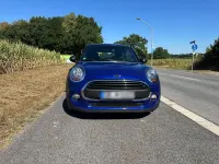 Gebraucht Mini Cooper 102 PS (75 kW) 2018 Blau Kleinwagen