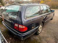 Gebraucht Mercedes E320 Avantgarde 224 PS (164 kW) 1997 Schwarz Kombi