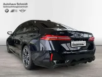 Gebraucht BMW 520 Comfort Edition 197 PS (144 kW) 2025 M carbonschwarz Limousine