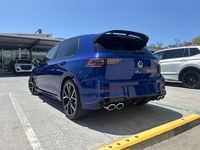 Neu VW Golf VIII R 333 PS (244 kW) 2025 Blau Limousine