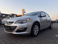 Gebraucht Opel Astra Selection 120 PS (88 kW) 2015 Silber Limousine
