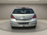 Gebraucht Opel Astra 116 PS (85 kW) 2008 Silber Limousine
