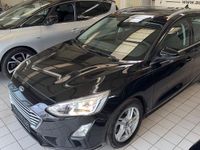 Gebraucht Ford Focus Cool & Connect 125 PS (91 kW) 2020 Schwarz Kombi
