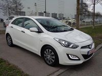 Gebraucht Hyundai i30 Classic 90 PS (66 kW) 2014 Weiß Limousine