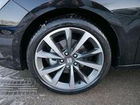 Neu Seat Leon FR 150 PS (110 kW) 2025 Midnight schwarz meta... Kombi