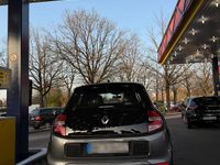 Gebraucht Renault Twingo 70 PS (51 kW) 2017 Grau Kleinwagen