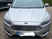 Gebraucht Ford Focus Titanium 125 PS (91 kW) 2018 Silber Kombi