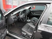 Gebraucht BMW 523 Exclusive 190 PS (139 kW) 2008 Schwarz Kombi