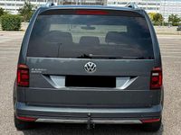 Gebraucht VW Caddy 131 PS (96 kW) 2019 Grau Van / Kleinbus