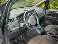 Gebraucht Opel Zafira Family 116 PS (85 kW) 2012 Schwarz Van / Kleinbus