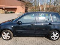 gebraucht Mazda 2 Baujahr 2006 in Schwarz