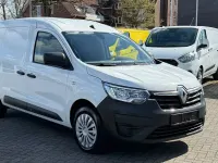 Używany Renault Express 75 KM (55 kW) 2021 Biały Minivan