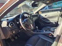 Gebraucht Mercedes A180 122 PS (89 kW) 2014 Grau Limousine