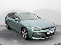Gebraucht VW Passat Business 150 PS (110 kW) 2024 Grünschwarz Kombi