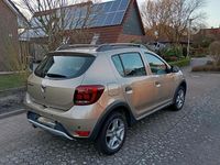 Gebraucht Dacia Sandero Stepway 101 PS (74 kW) 2020 Grau Kleinwagen