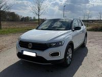 Second-hand VW T-Roc 150 CP (110 kW) 2019 Alb SUV