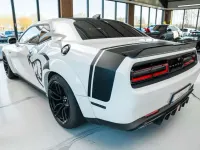 Używany Dodge Challenger 296 KM (217 kW) 2022 Biały Coupe