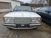 Gebraucht Mercedes E200 109 PS (80 kW) 1982 Weiss Limousine