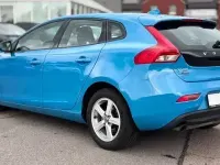 Gebraucht Volvo V40 You! 120 PS (88 kW) 2013 Blau Limousine