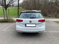 Gebraucht VW Passat Comfortline 150 PS (110 kW) 2015 Weiß Kombi