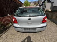 Gebraucht VW Polo 69 PS (50 kW) 2002 Grau Kleinwagen