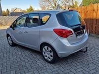 Gebraucht Opel Meriva Active 120 PS (88 kW) 2013 Argon silber/ice silver (m2) Van / Kleinbus