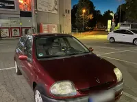 Gebraucht Renault Clio 73 PS (53 kW) 1999 Rot Kleinwagen